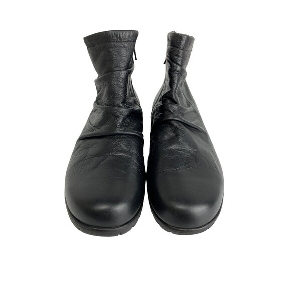 Women's Munro Riley Black Leather Boots size 5.5 - Picture 2 of 10